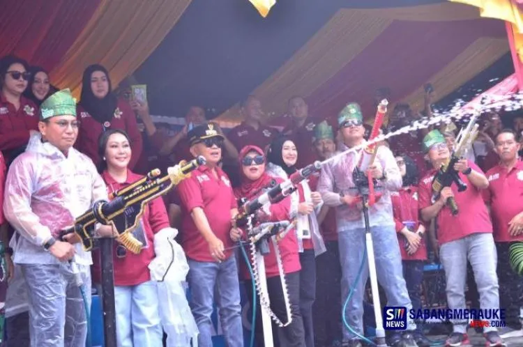 Festival Perang Air di Selatpanjang Sukses, Kebersihan Lingkungan Jadi Fokus Utama