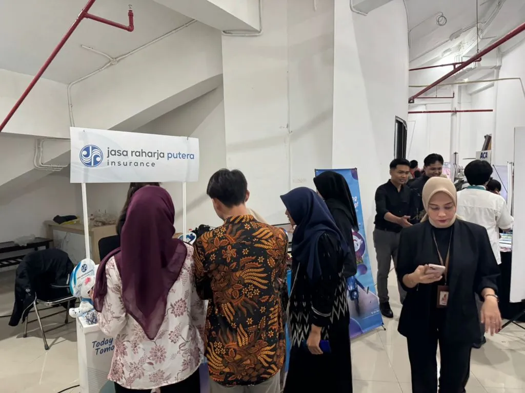 Jasaraharja Putera Tingkatkan Literasi Keuangan di Universitas Jember