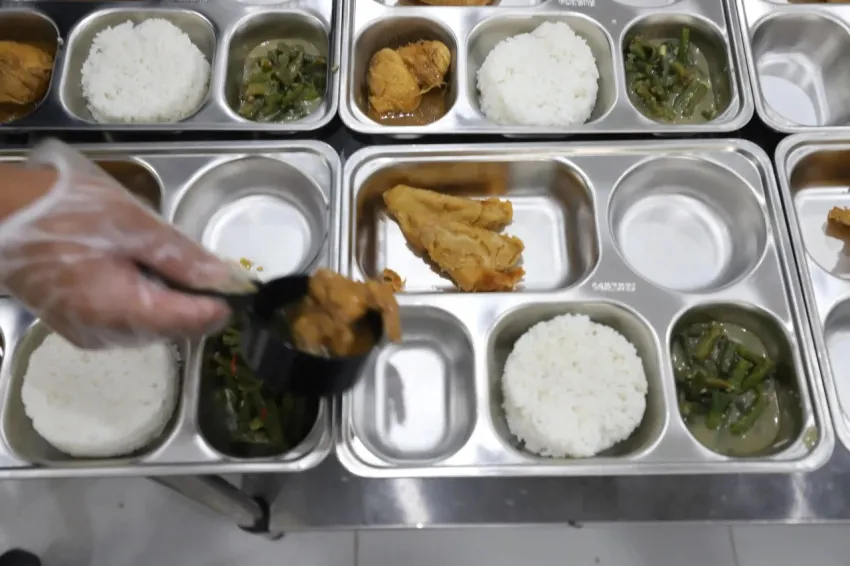 DPR: Program Makan Bergizi Gratis Tidak Gunakan Anggaran Pendidikan