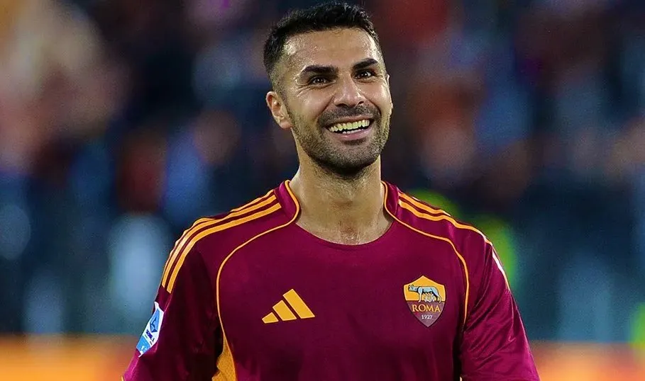 Zeki Celik Fokus di AS Roma Meski Kontrak Hampir Berakhir
