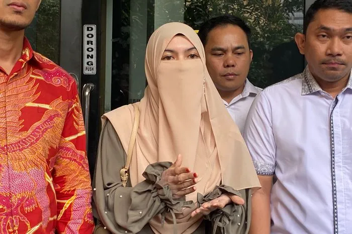 Wardatina Mawa Siap Ajukan Gugatan Cerai Usai Lebaran