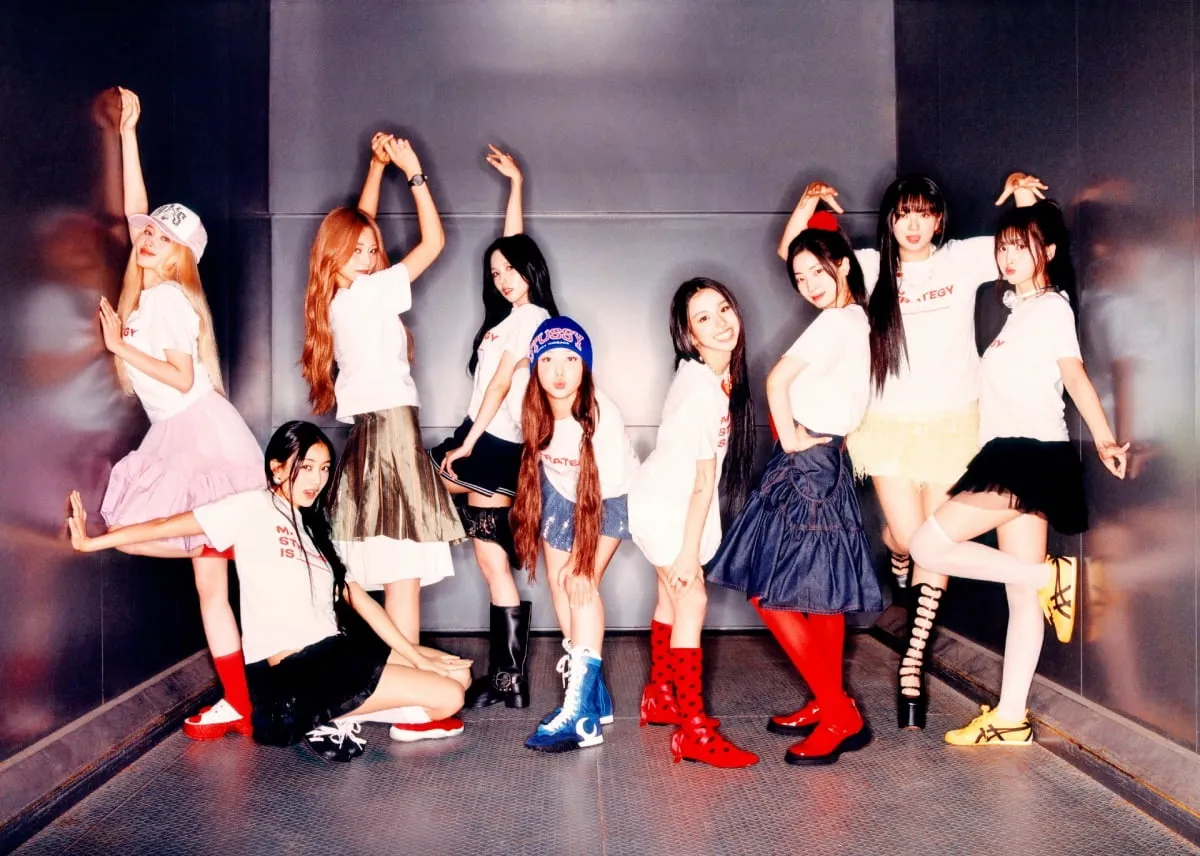 TWICE Pecahkan Rekor Sebagai Girl Group K-Pop Pertama di Victoria’s Secret Fashion Show 2025