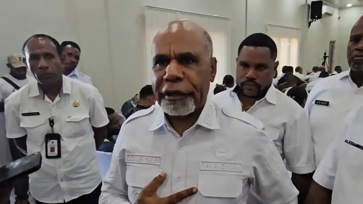 Wakil Gubernur Ajak Sarjana Muda Papua Tengah Berwirausaha
