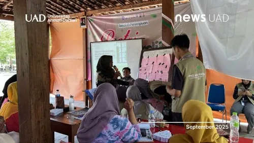Kelas Mindful Parenting Perkuat Peran Perempuan di Desa Temuwuh
