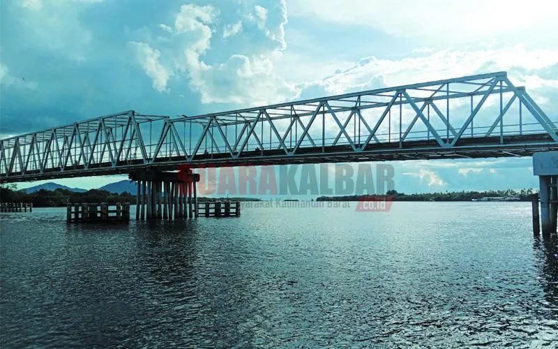 Aspek Administrasi dan Politik dalam Kebijakan Pemekaran Kecamatan di Kabupaten Kayong Utara