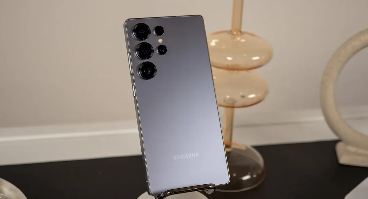 Samsung Galaxy S26 Ultra Luncurkan Fitur Privacy Display untuk Keamanan Pengguna