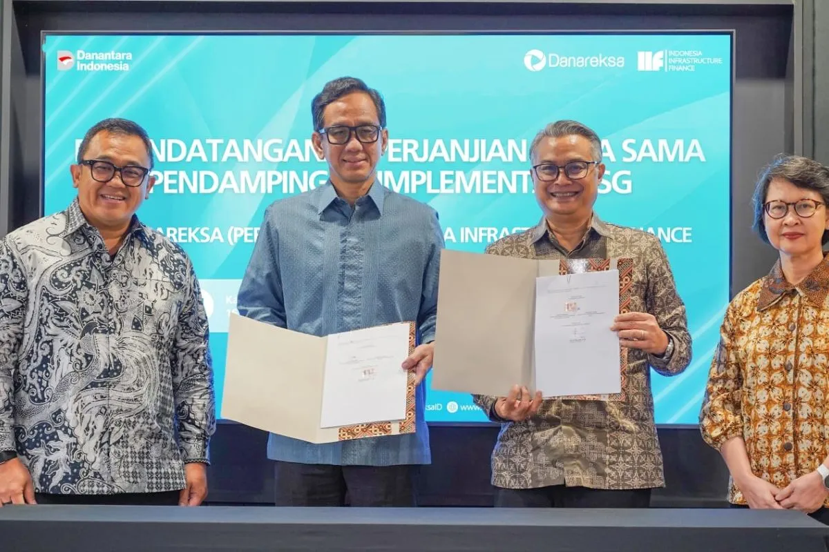 IIF dan Danareksa Sepakati Kerja Sama Pengembangan ESG untuk Sektor Industri