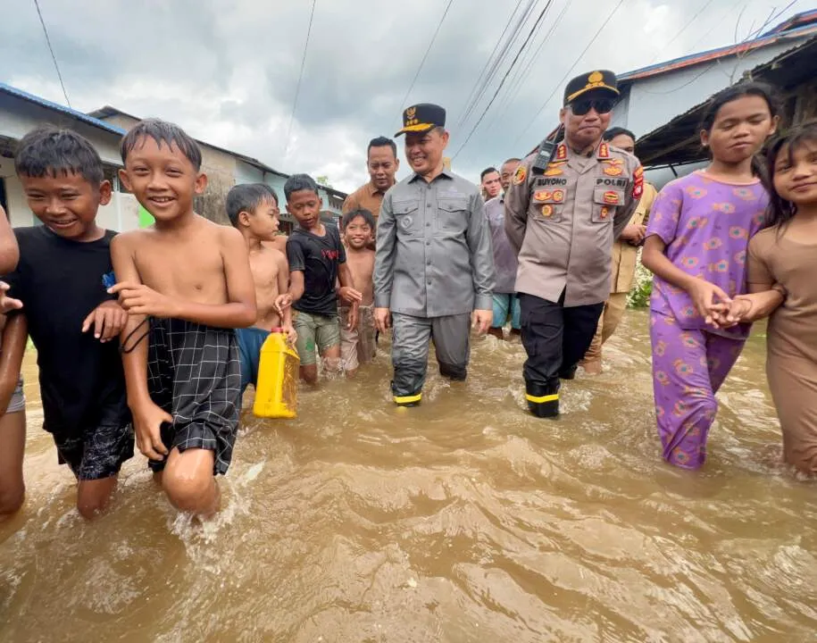 Gubernur Kalbar Fokus Penanganan Kesehatan Pasca Banjir Rob
