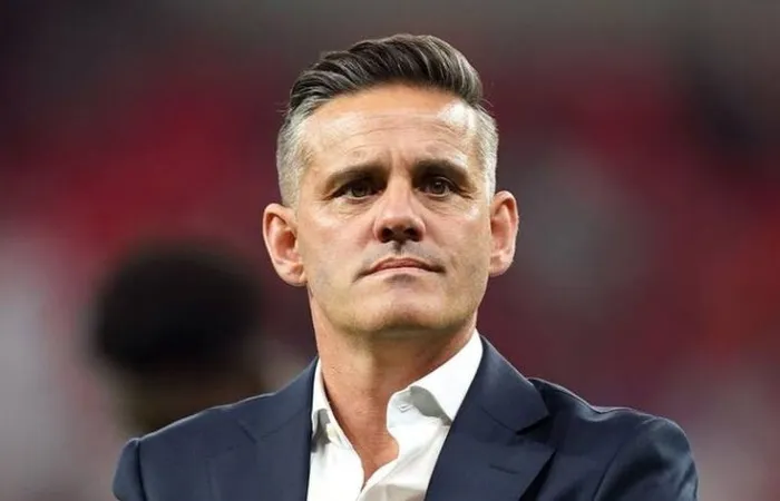Taktik Baru John Herdman: Formasi Tiga Bek dan Serangan Sayap Timnas Indonesia