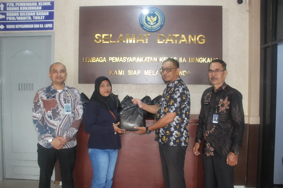 Kalapas Bengkalis Salurkan Sembako untuk Keluarga WBP di Bulan Ramadan