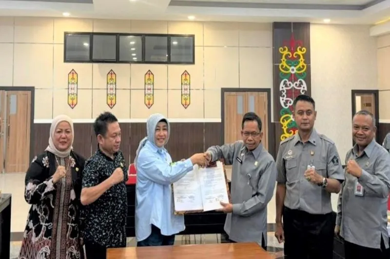 DPRD Barito Utara Tandatangani MoU dengan Kemenkum Kalteng untuk Tingkatkan Kualitas Hukum Daerah