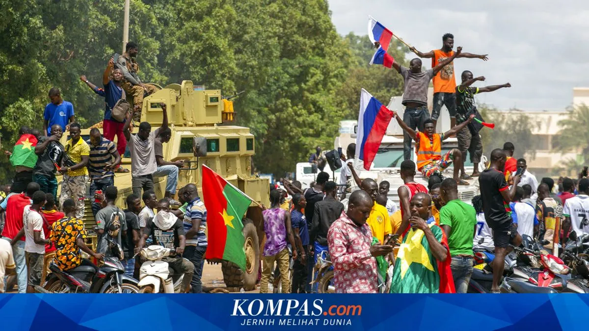 China Dominasi Pasar Senjata di Afrika Barat setelah Mundurnya Perancis