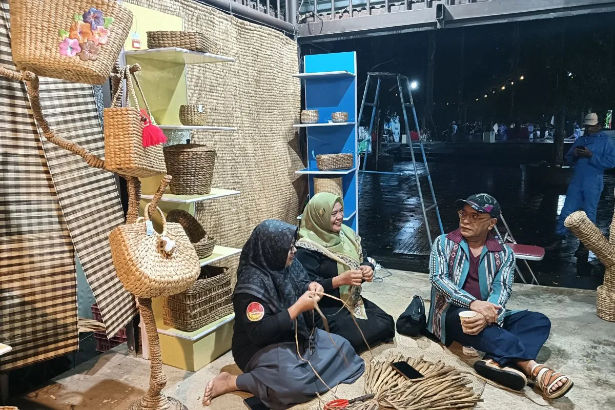 Samuel Wattimena Dukung Pengembangan Bukit Cinta Menjadi Pusat Kreativitas