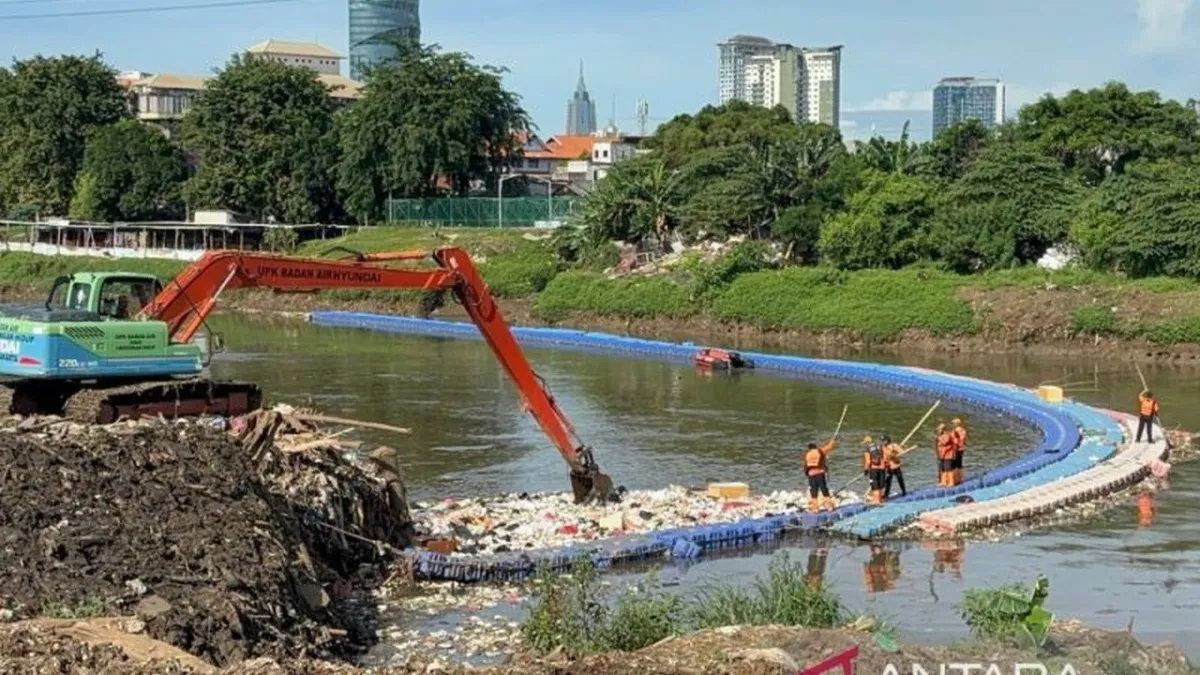 Pengerukan Kanal Banjir Barat Selesai Dalam Setahun, Mitigasi Banjir Jakarta Dipercepat