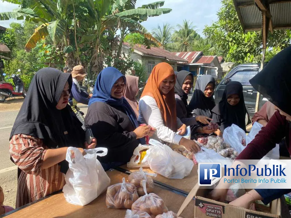 Antusiasme Warga Warnai Pasar Murah di Murung Ilung