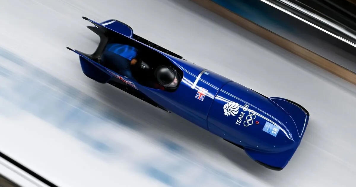 Kecelakaan Bobsleigh di Olimpiade: Bintang Austria Dibawa ke Rumah Sakit