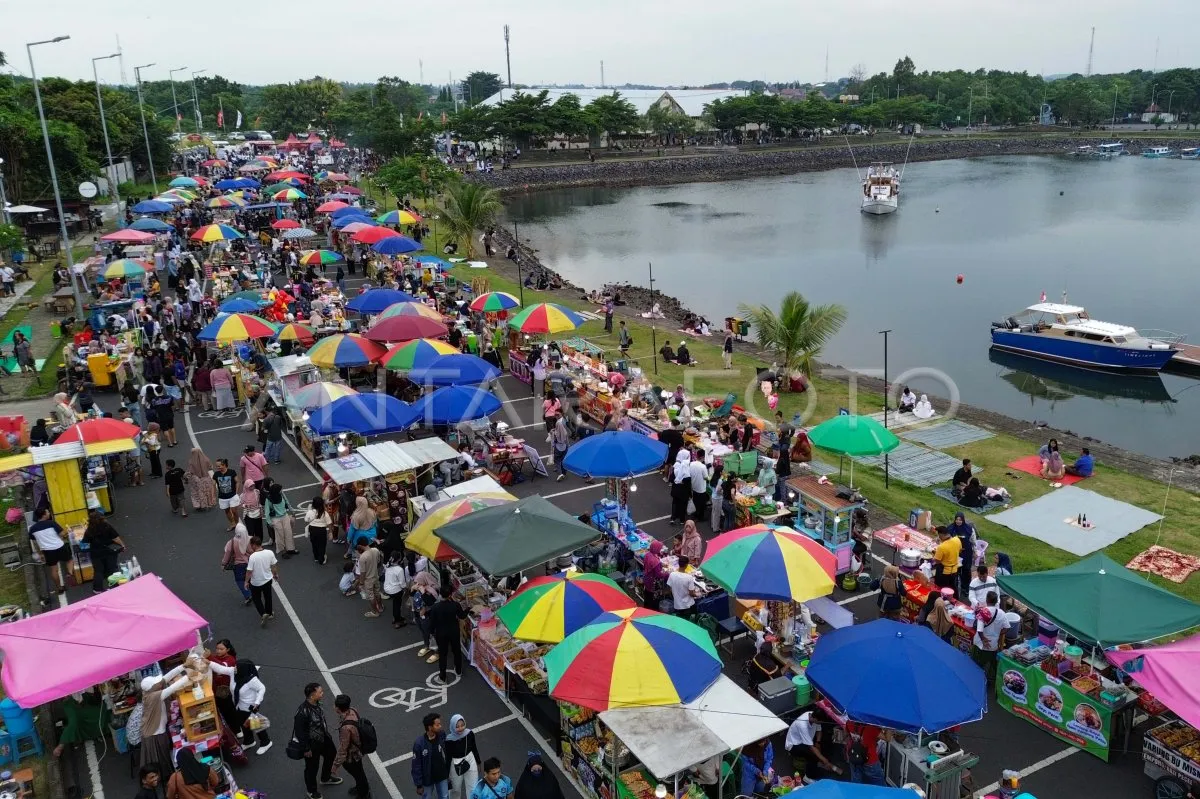 Festival Ngerandu Buko: Pasar Takjil Ramadhan di Banyuwangi
