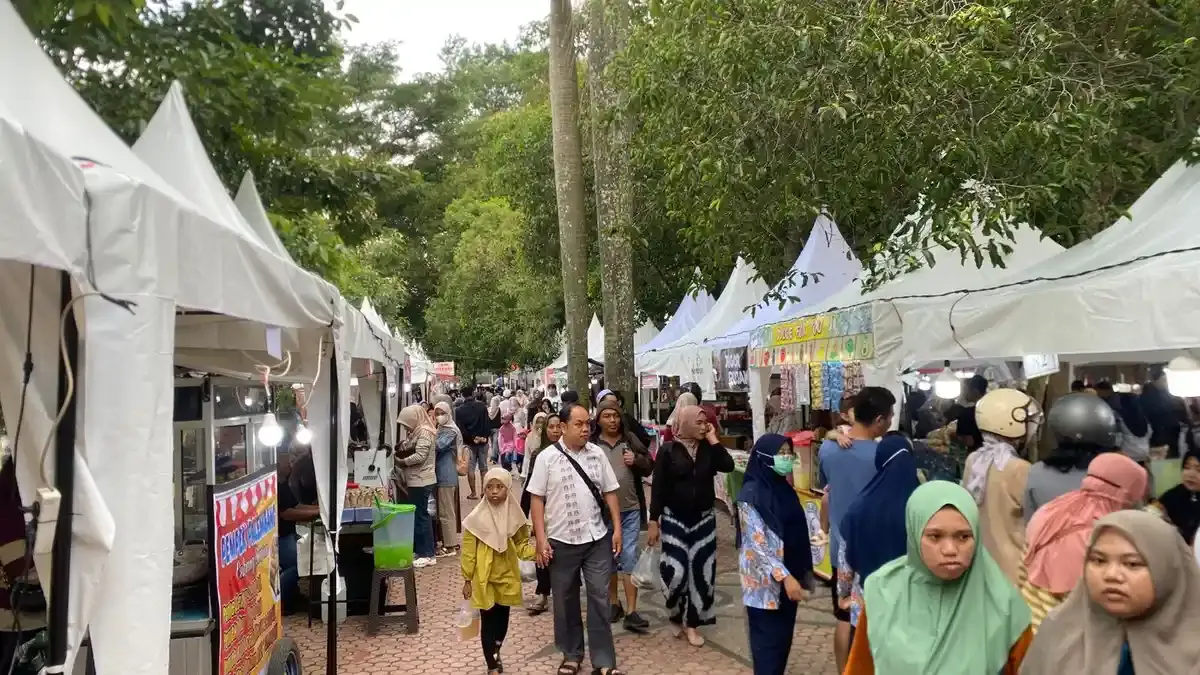 Bazar Ramadan 2026: 300 UMKM Ramaikan Alun-alun Bondowoso