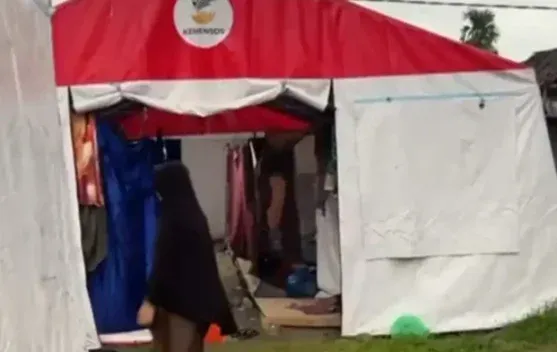 Pengungsi Bireuen Hadapi Ramadhan di Tenda Darurat Tanpa Hunian Layak