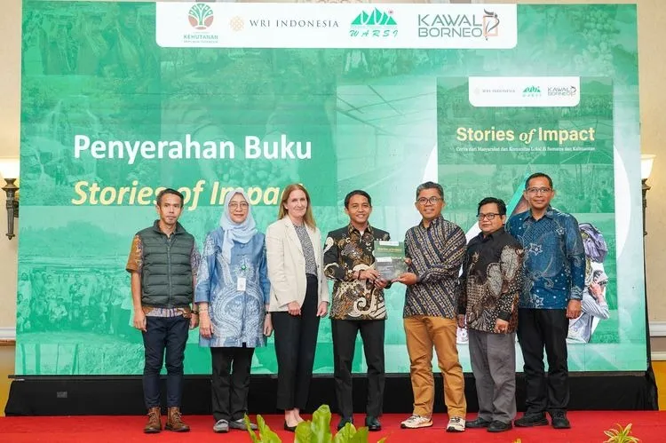 Perhutanan Sosial Sebagai Solusi Kesejahteraan dan Pelestarian Hutan
