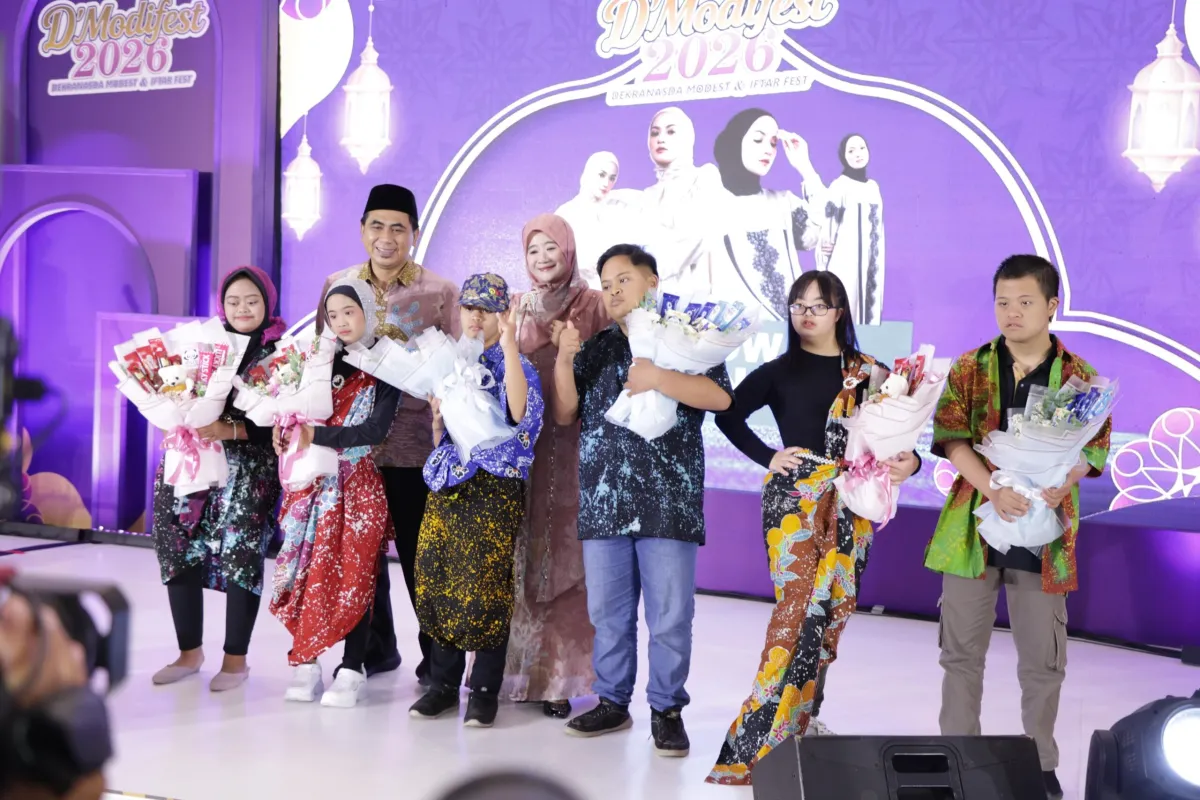 Siswa Difabel Tampil Percaya Diri dalam Fashion Show D’Modifest 2026
