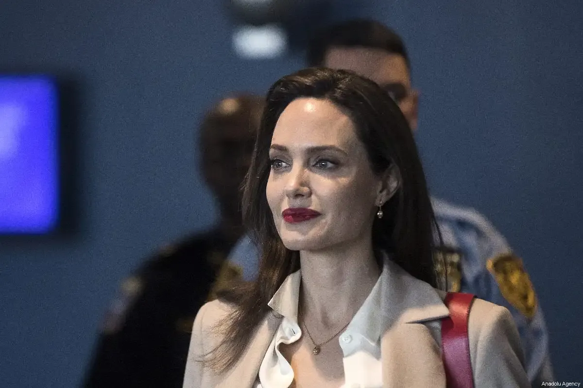 Angelina Jolie Sampaikan Dukungan untuk Warga Gaza melalui Media Sosial