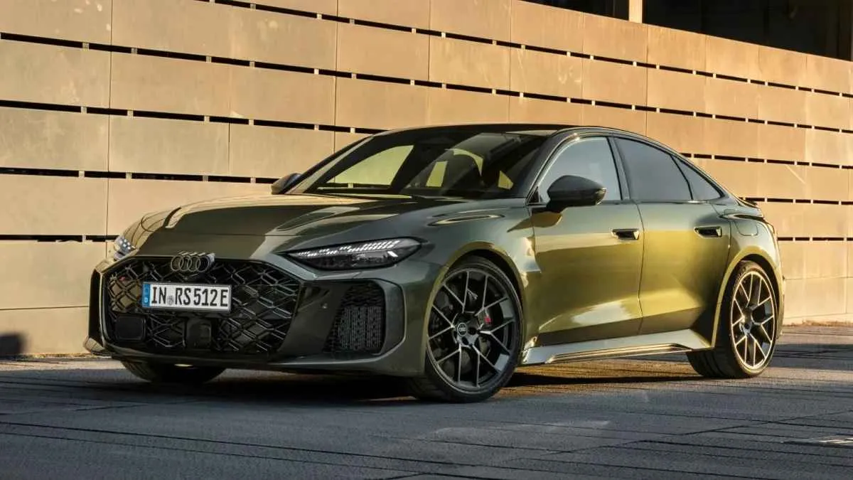 Peluncuran Audi RS 5 Hybrid 2026: Sedan Sport PHEV dengan Teknologi Quattro Canggih