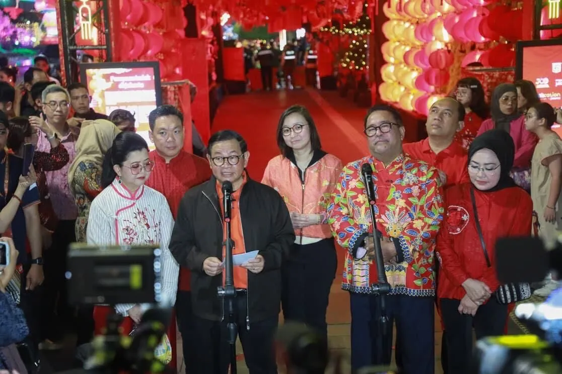 Lomba Dekorasi Imlek Hiasi SCBD, Gubernur Pramono Dorong Keberagaman Budaya