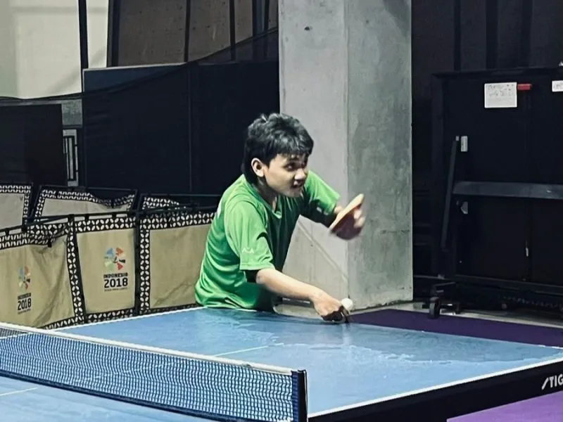 Atlet Tenis Meja Bojonegoro M Dicky Ferdiansyah Persiapkan Diri untuk Youth Asian Para Games 2025