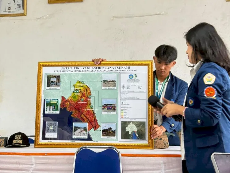 Mahasiswa Unila Pemetaan Jalur Evakuasi Tsunami di Way Lunik