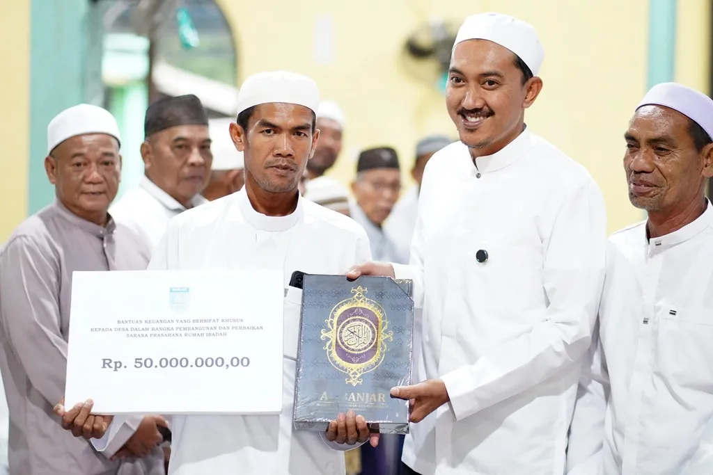 Bupati Banjar Serap Aspirasi dan Salurkan Hibah di Safari Ramadan
