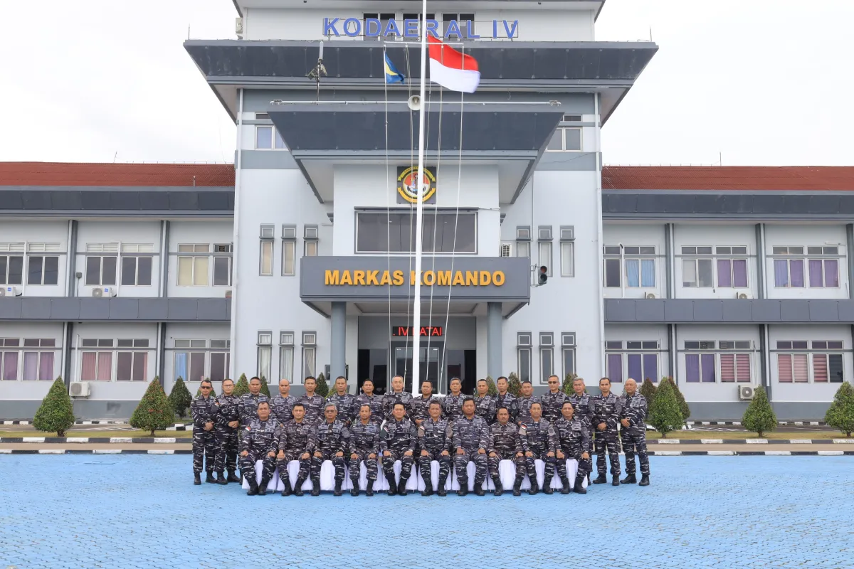 Rapat Staf dan Komando Kodaeral IV Tahun 2026 Dipimpin Laksda TNI Berkat Widjanarko