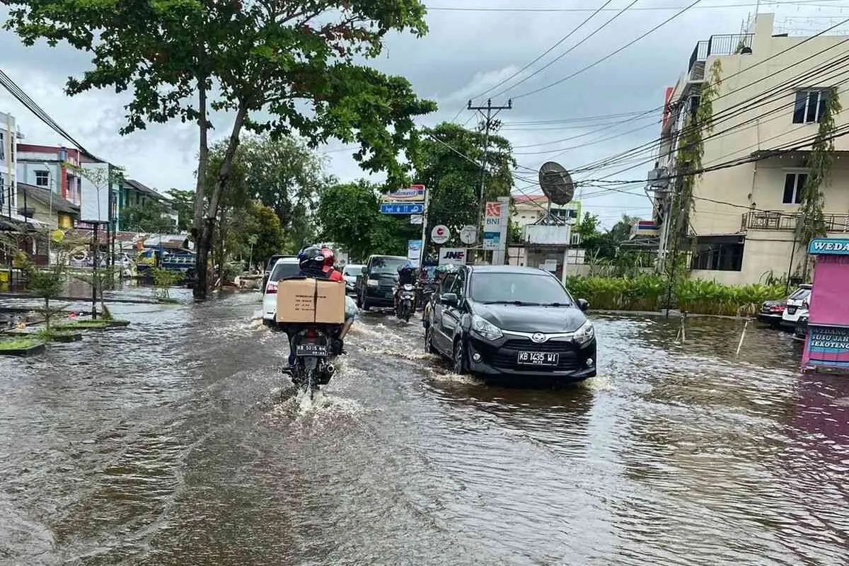 Pengaruh Media Digital Terhadap Opini Publik di Kalimantan Barat