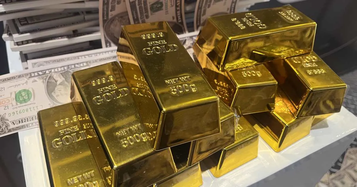 Harga Emas Antam Naik di Tengah Ketegangan Global