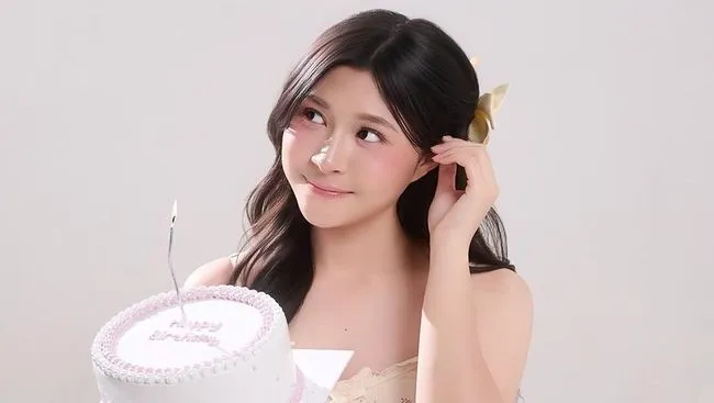 Nasha Ayana, Putri Okie Agustina dan Pasha Ungu, Rayakan Ulang Tahun ke-17