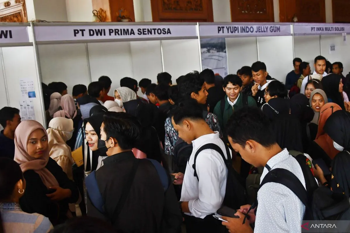 Optimalisasi Program KUR di Sektor Produktif untuk Mendorong Lapangan Kerja Baru