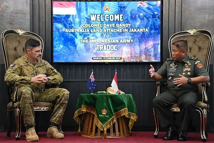 Kodiklatad Diskusikan Latihan Drone Bersama Atase Darat Australia