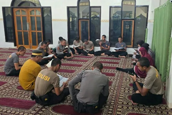 Polda Sulut Gelar Tadarus Al-Qur'an untuk Tingkatkan Keimanan di Ramadan
