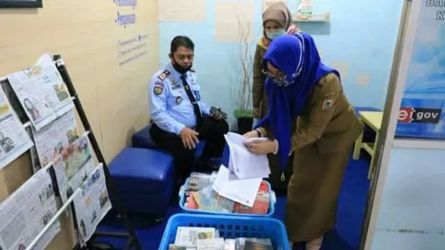 Perpustakaan Palnam Pinjamkan 350 Buku ke Bapas Kalsel