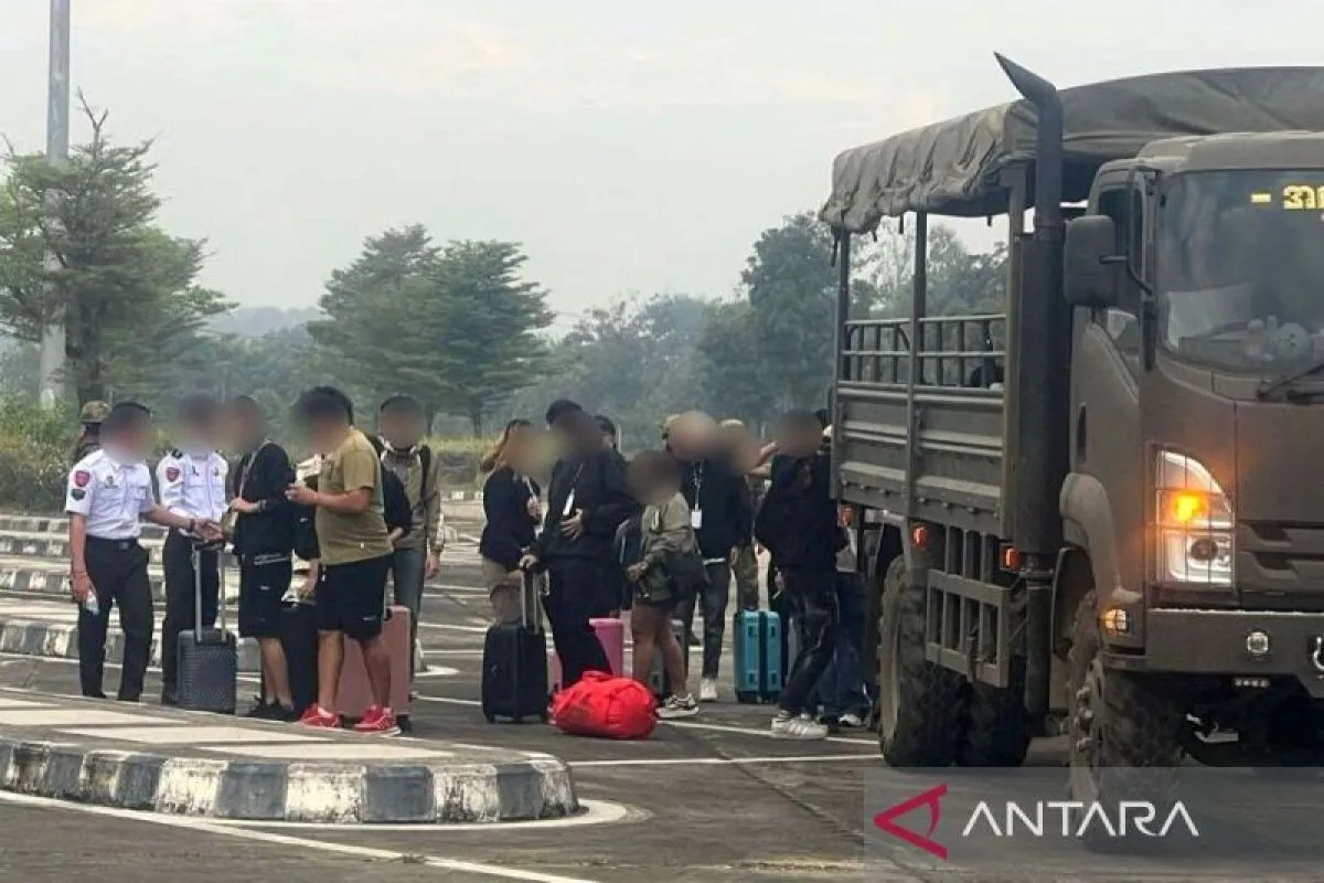 Indonesia Memulangkan 54 Warganya yang Diselamatkan dari Pusat Penipuan di Myanmar