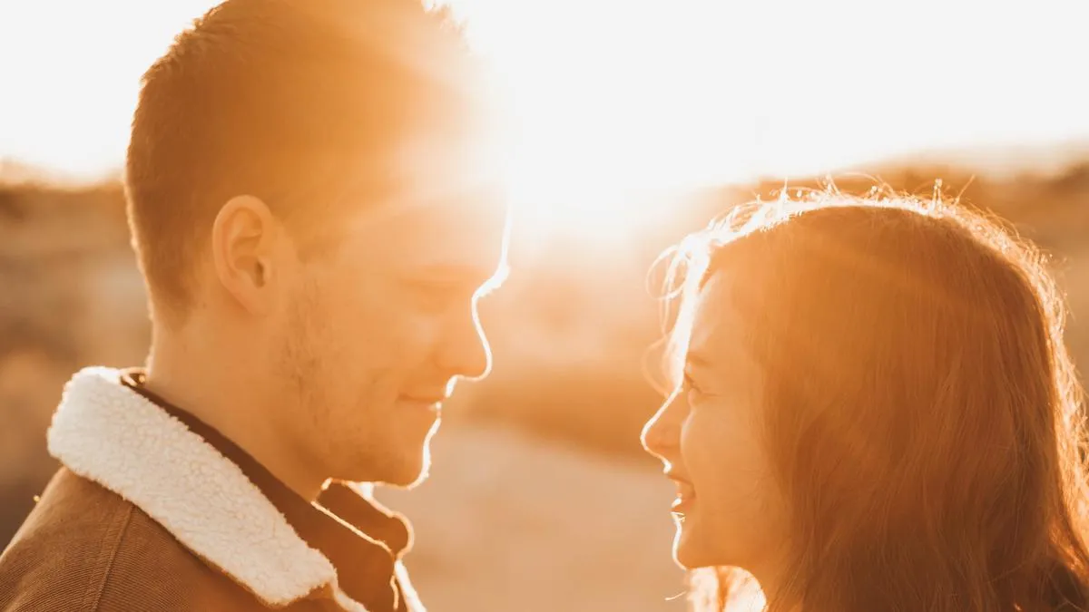 Kumpulan Kata-Kata Romantis tentang Cinta pada Pandangan Pertama