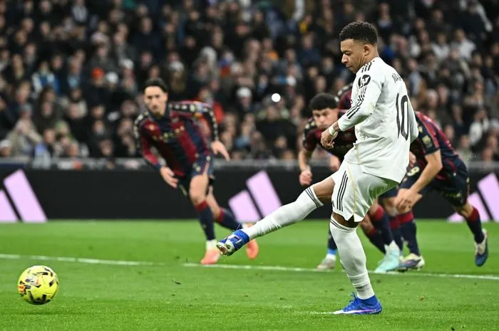 Real Madrid Raih Kemenangan Telak 4-1 atas Real Sociedad di La Liga