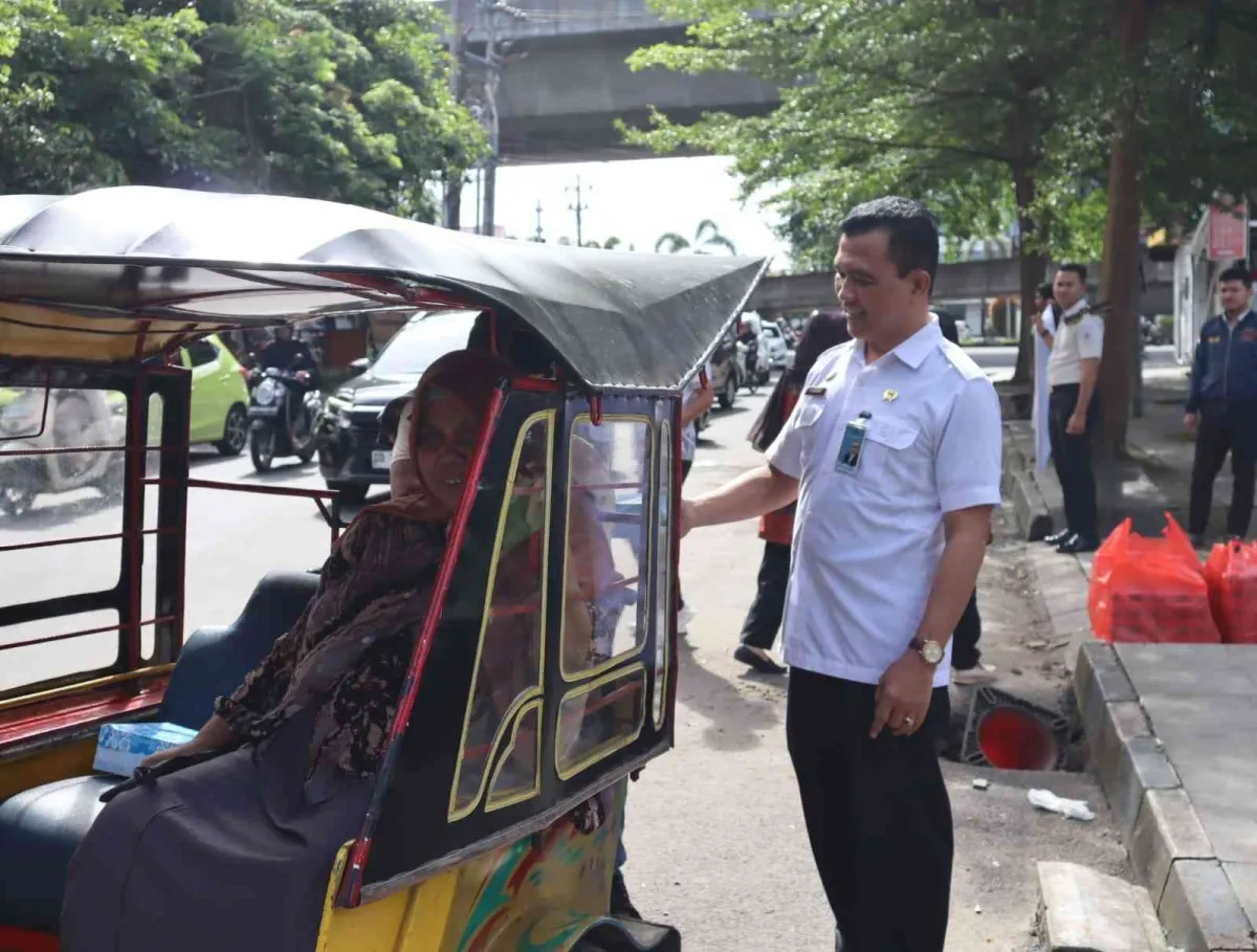 Bapas Kelas I Makassar Bagikan Bantuan Sosial di Bulan Ramadhan