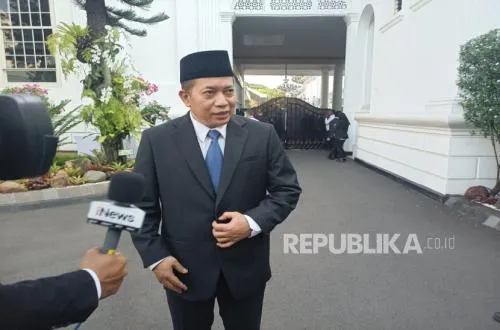 Menteri Koperasi Luncurkan Pusat Kendali untuk Pengawasan Koperasi Merah Putih