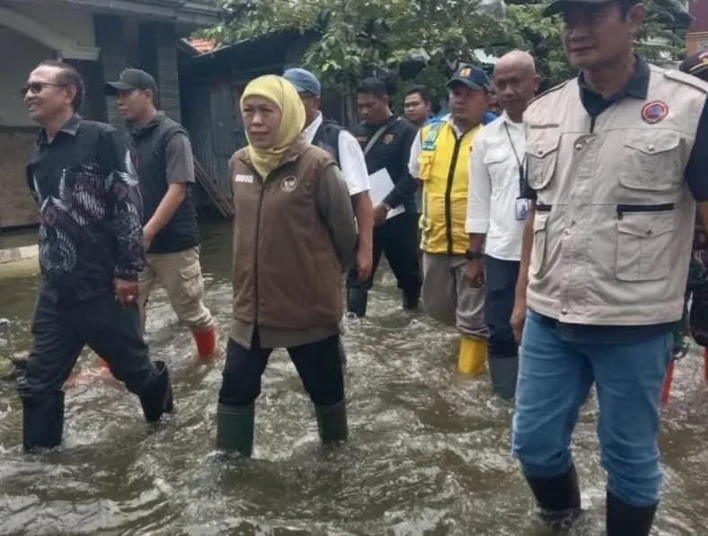 Gubernur Jatim Tinjau Antisipasi Banjir di Lamongan