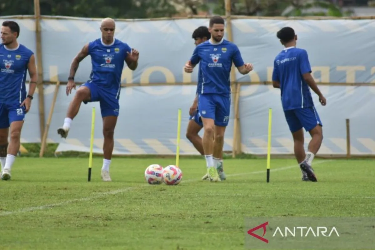 Persib Bandung Sesuaikan Jadwal Latihan Malam Selama Ramadhan