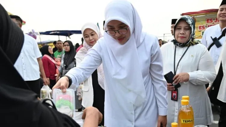 Pasar Takjil Ngerandu Buko Ramaikan Ramadan di Banyuwangi