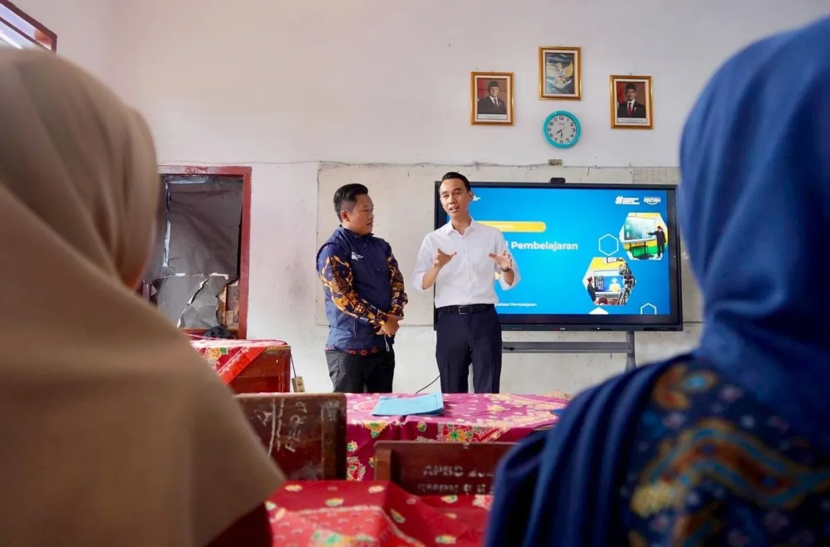 951 Sekolah di OKI Dapatkan Akses Digital Lewat Internet Satelit