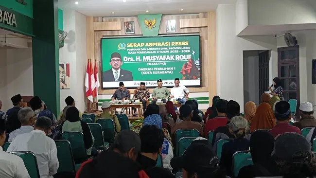 Ketua DPRD Jatim Soroti Kesenjangan Akses Sekolah Negeri di Surabaya