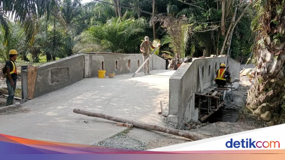 Polda Riau Rampungkan Renovasi Jembatan Merah Putih di Pekanbaru, Masyarakat Kini Dapat Melintas dengan Aman